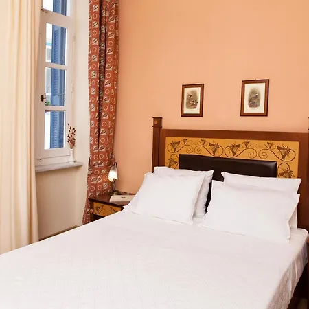 ホテル Egli Ándros